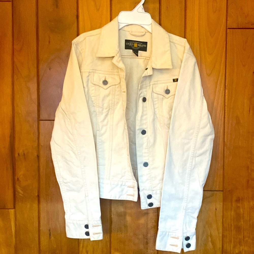 Lucky Brand women’s cream denim jacket
